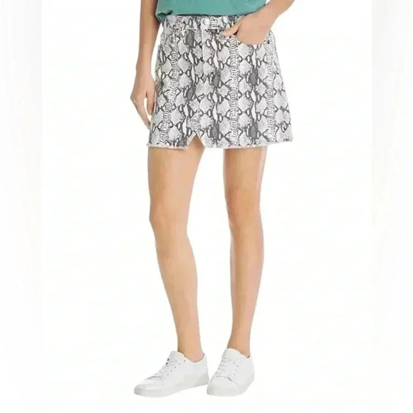 FRAME Snakeskin Print Denim Mini Skirt Black Multi Frayed Hem Size 26 - Picture 1 of 9